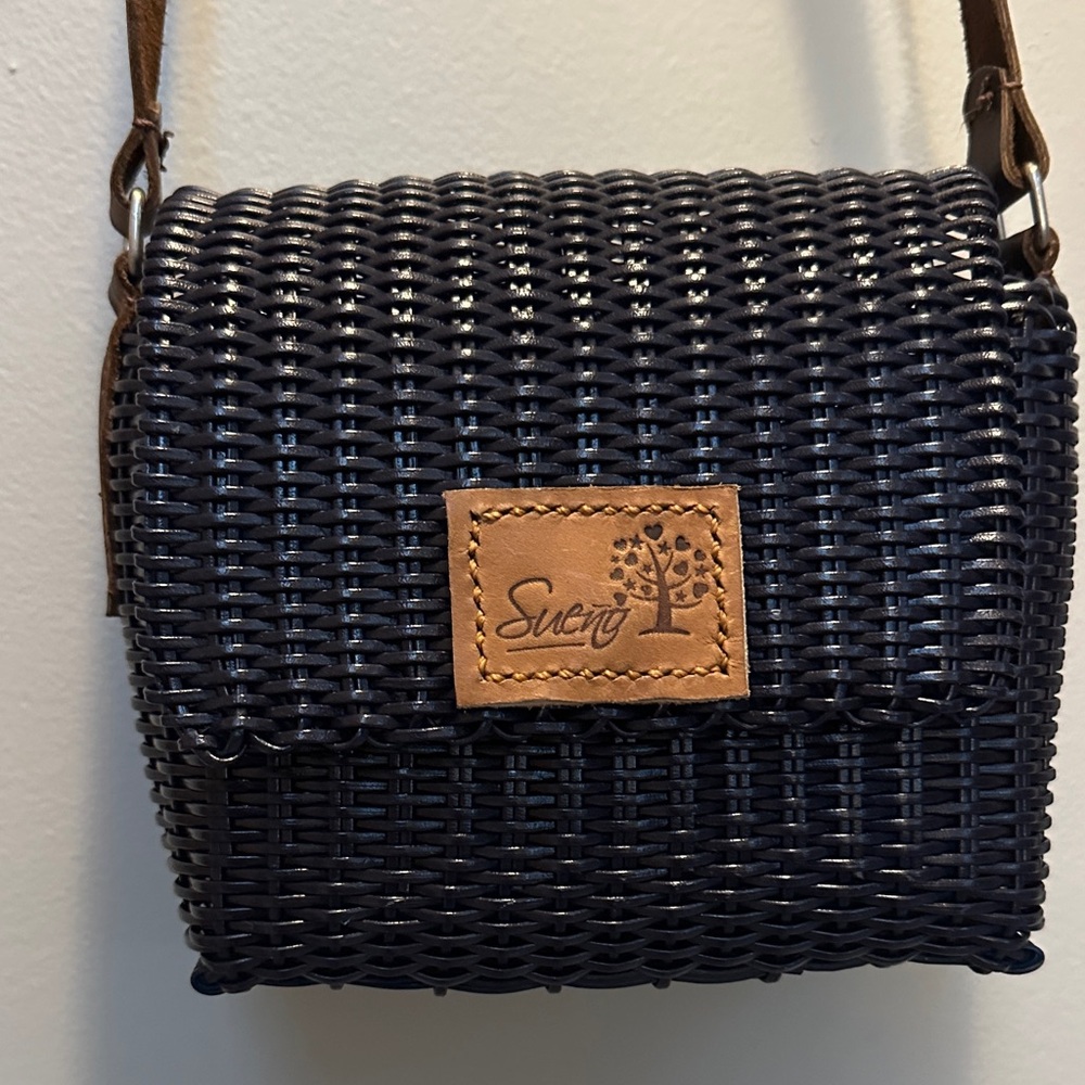 Sueño Canastas Navy Crossbody